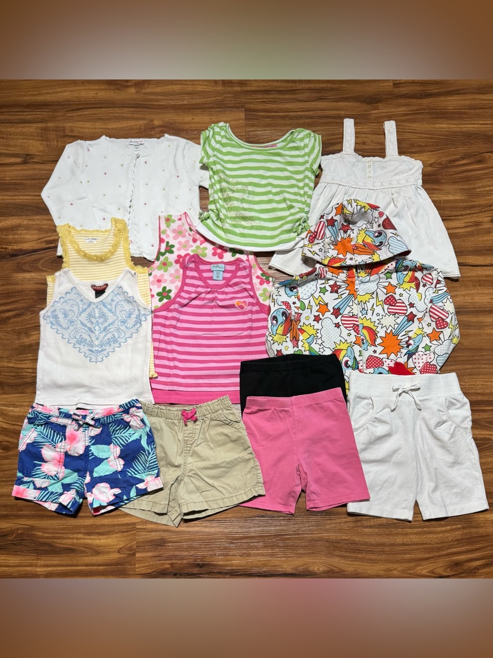 Little Girl’s Size 5 / 5t Spring & Summer Clothes Bundle (13 Pieces)